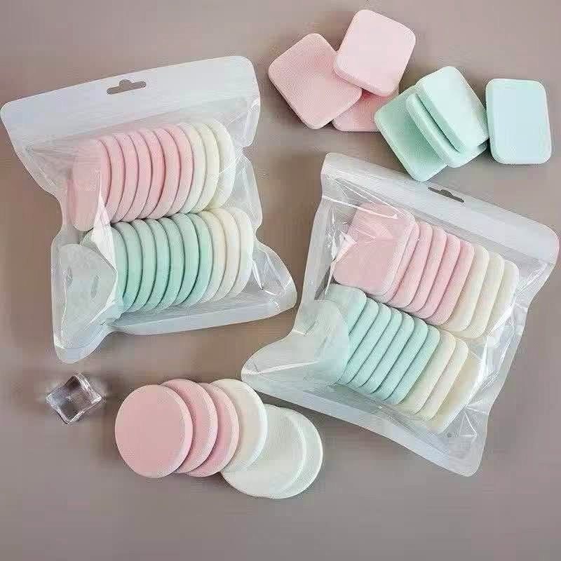 Makeup sponges